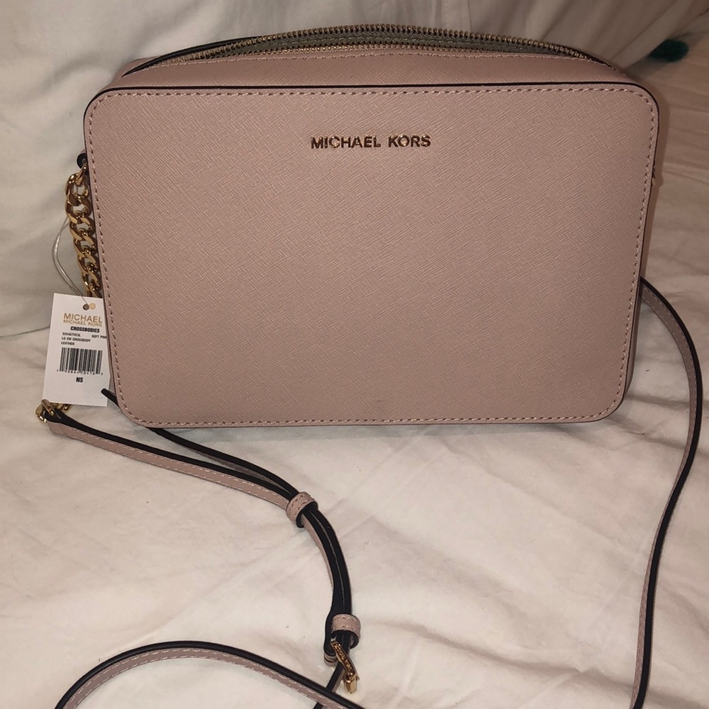 michael kors cross body in soft pink